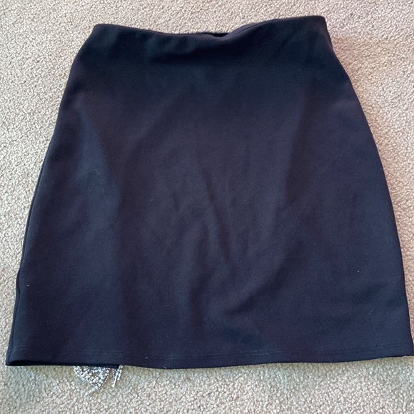 Windsor Black Pencil Skirt with Split with Rhinestone Fringe Size Small - Picture 3 of 5